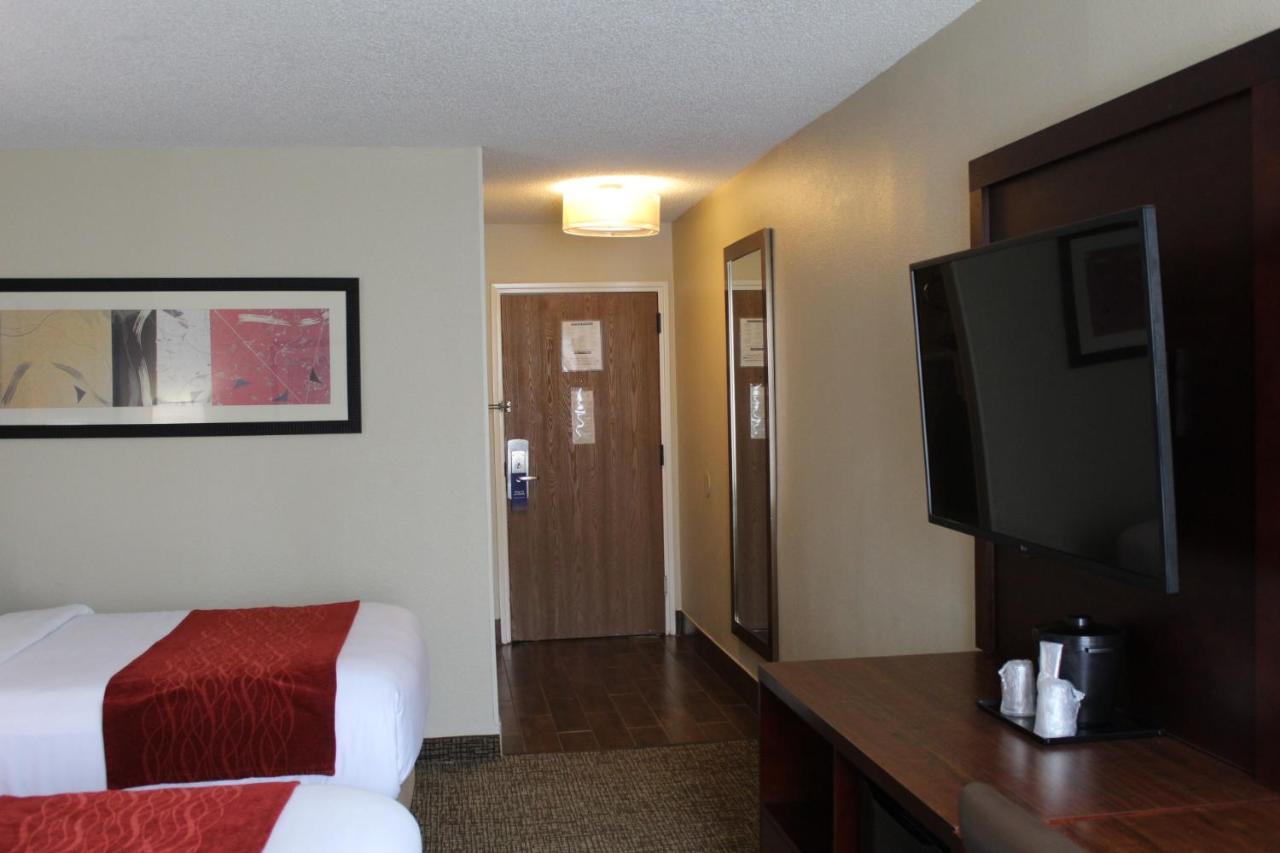 Comfort Inn Laurinburg Kültér fotó